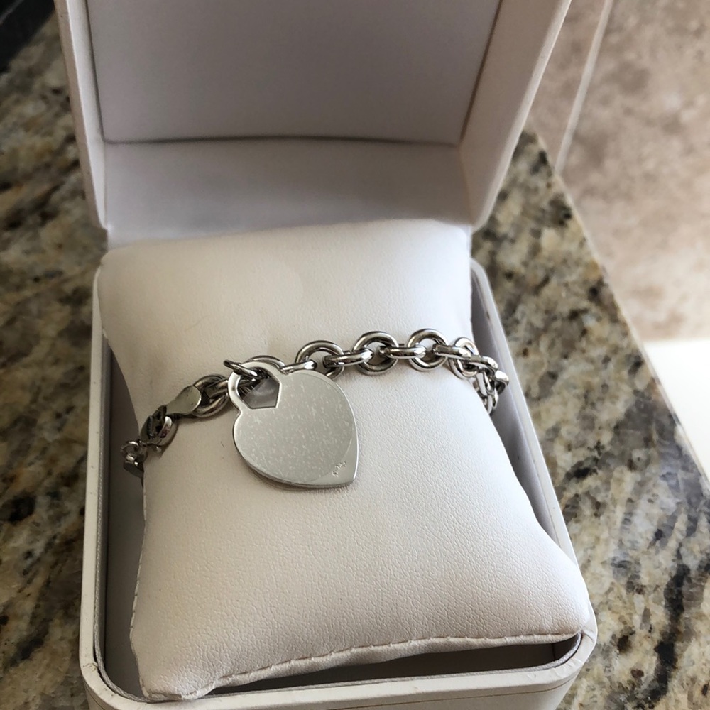 Tiffany Inspired Silver Link Chain Heart Bracelet